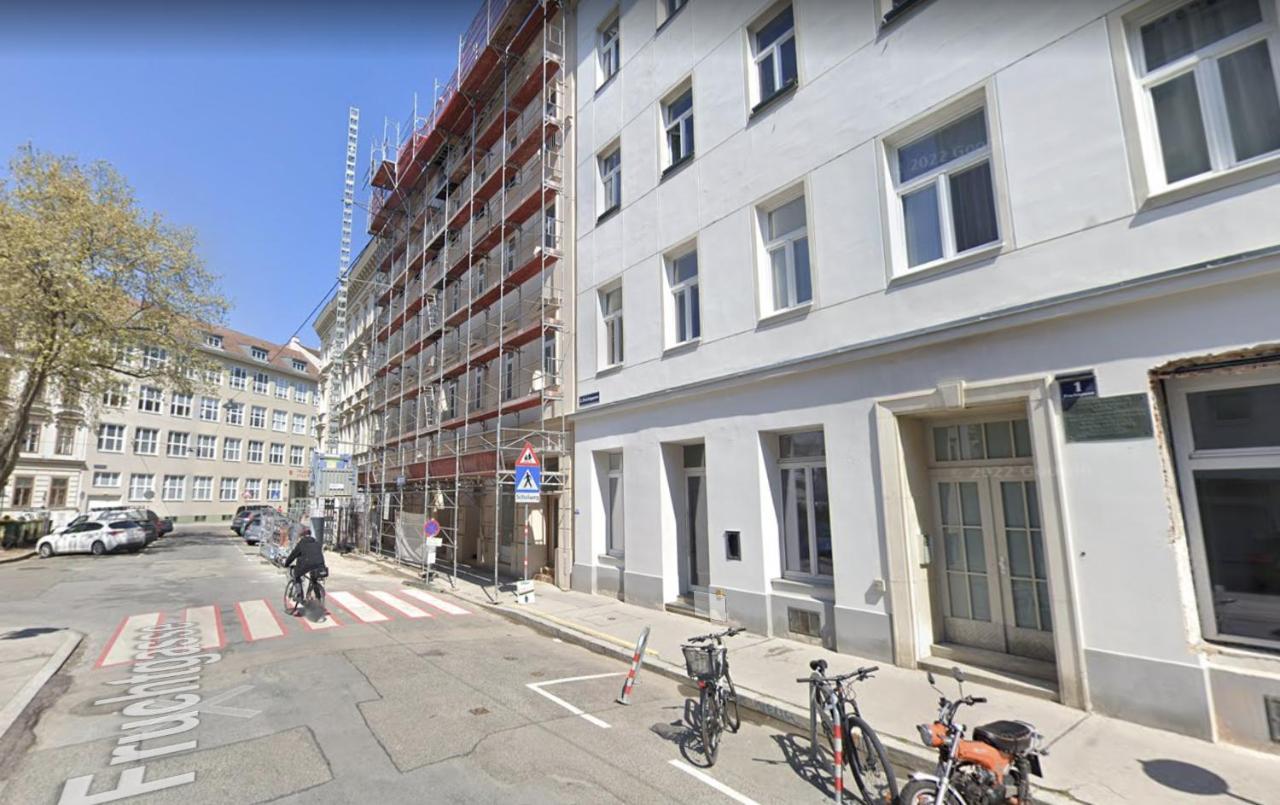 Center Wien Designer Central Modern Apartment Bagian luar foto