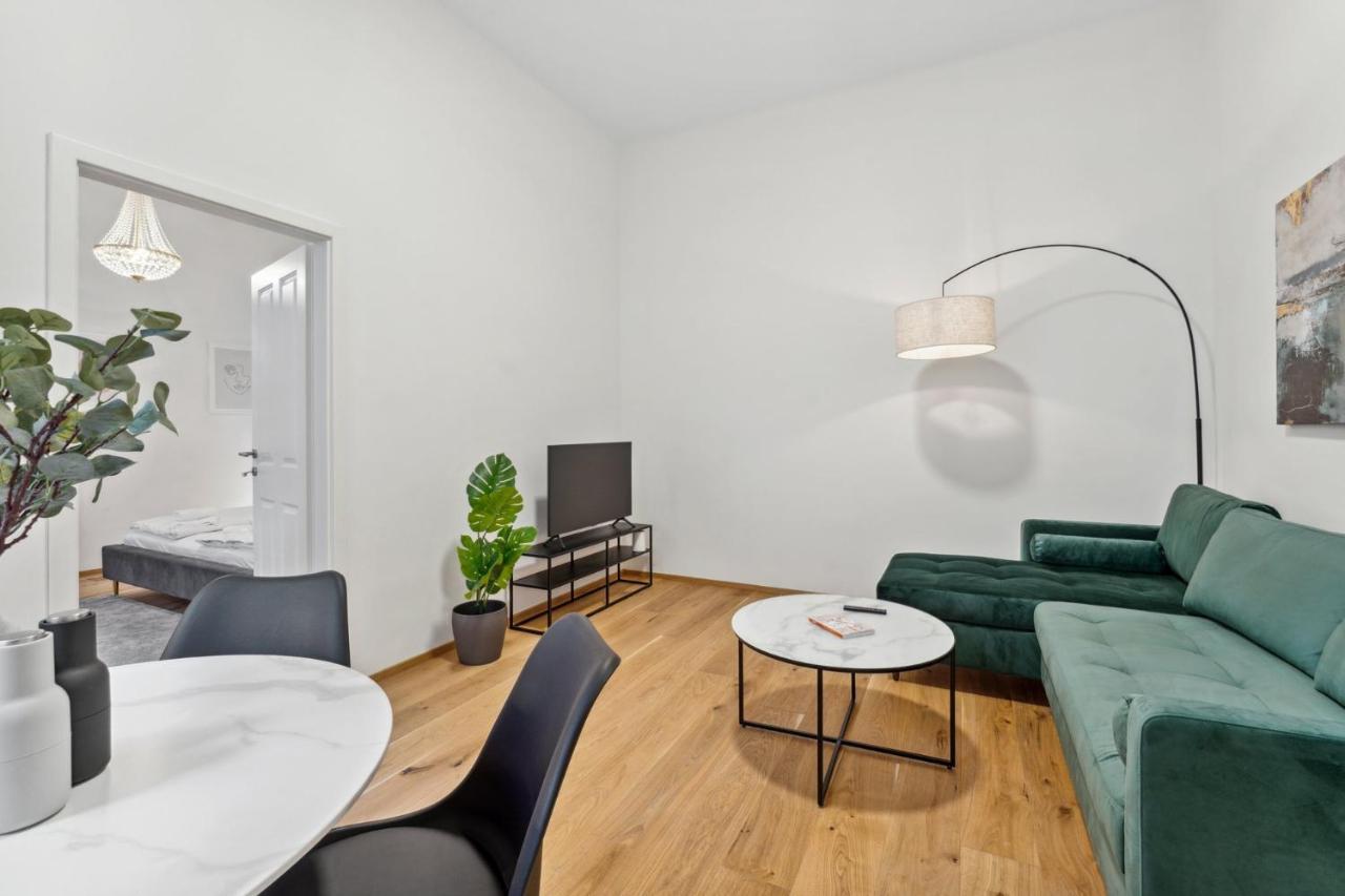 Center Wien Designer Central Modern Apartment Bagian luar foto