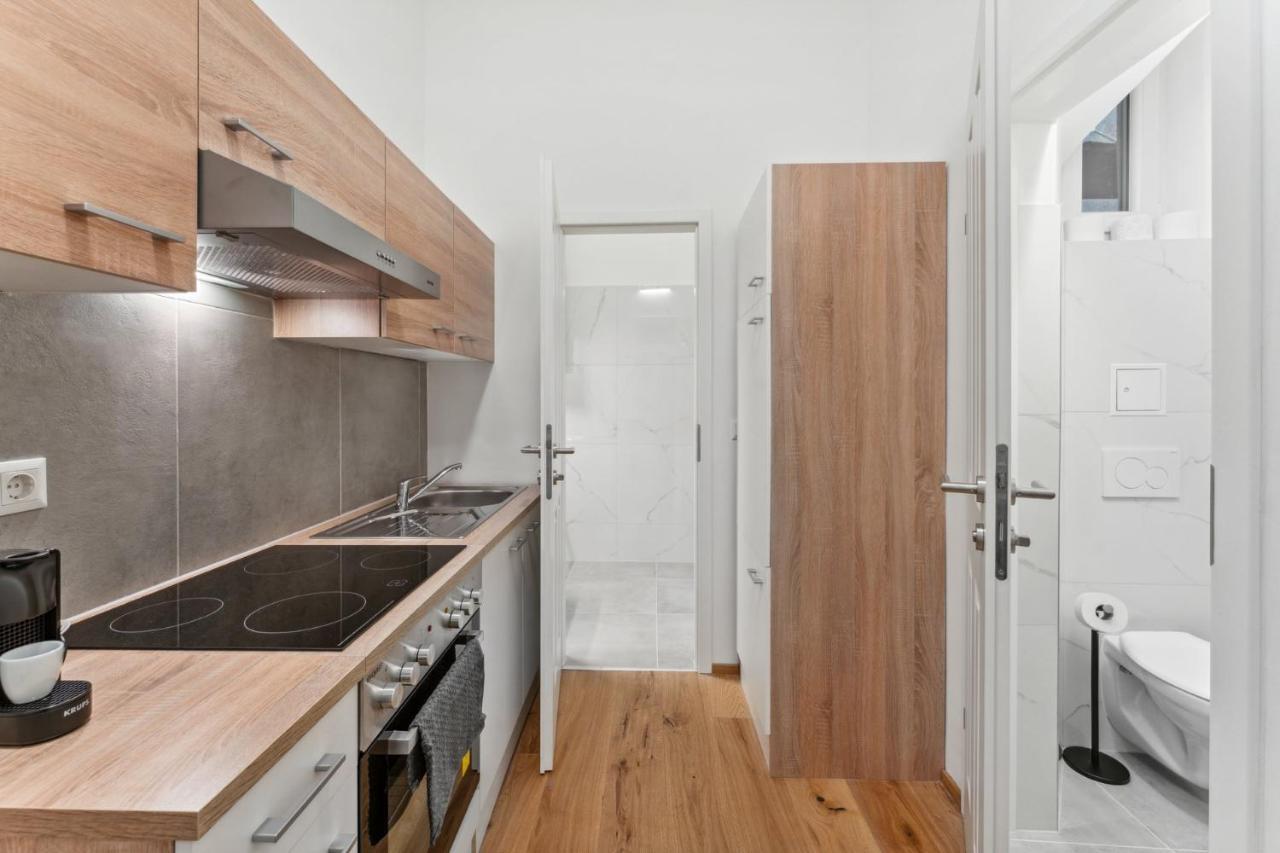 Center Wien Designer Central Modern Apartment Bagian luar foto
