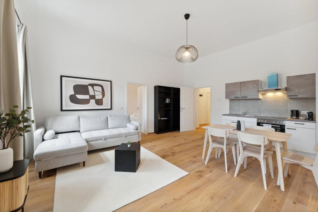 Center Wien Designer Central Modern Apartment Bagian luar foto